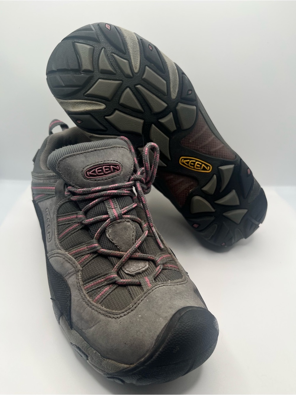 KEEN Women's Gray and Pink Trail Hiking Shoes